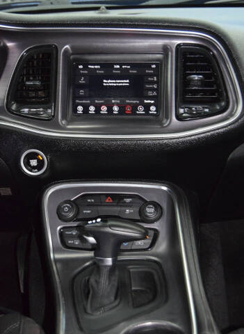 2018 Dodge Challenger SXT