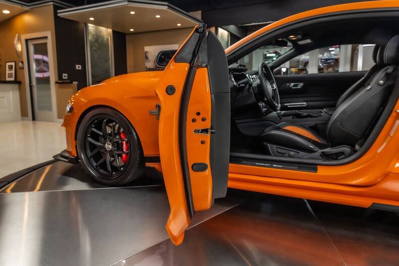 2020 Ford Mustang