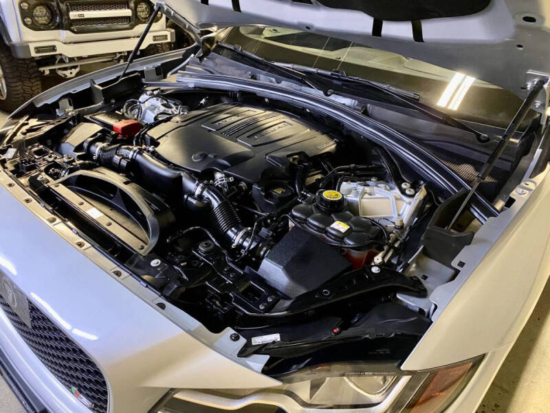 2019 Jaguar F-PACE S