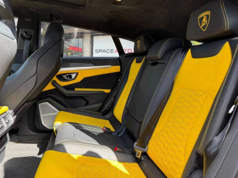 2019 Lamborghini Urus