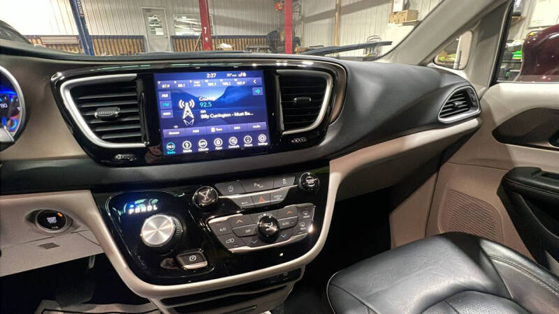 2019 Chrysler Pacifica Touring L