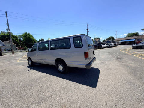 2006 Ford E-Series E-350 SD XL