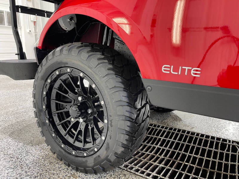 2025 E-Z-GO Express S4 ELiTE Lithium