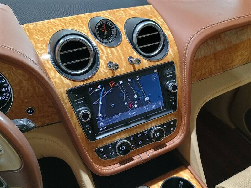 2019 Bentley Bentayga 50