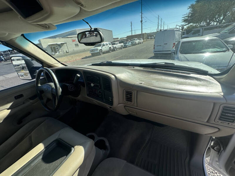 2003 Chevrolet Silverado 2500HD LS