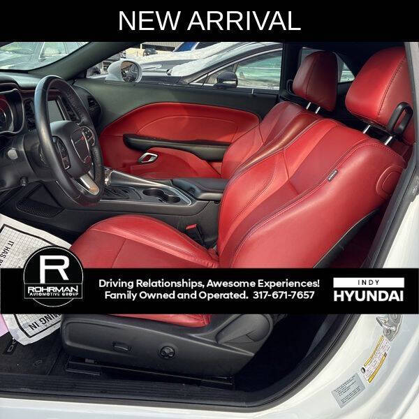 2015 Dodge Challenger SXT Plus