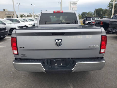 2024 RAM 1500 Classic SLT