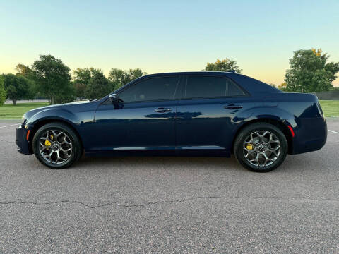 2016 Chrysler 300 S