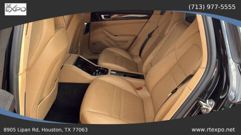 2017 Porsche Panamera