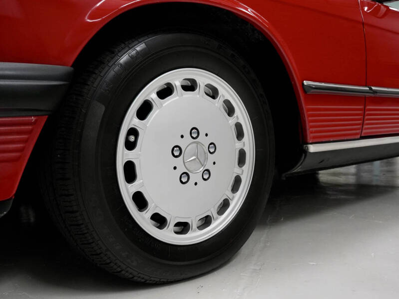 1988 Mercedes-Benz 560-Class 560 SL