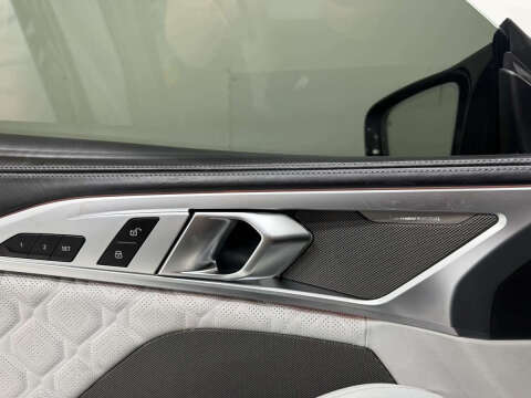 2020 BMW M8