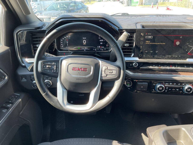 2023 GMC Sierra 1500