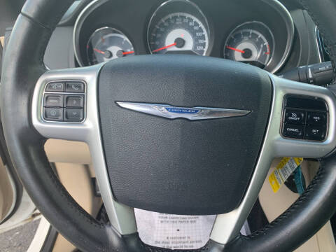 2011 Chrysler 200 Touring