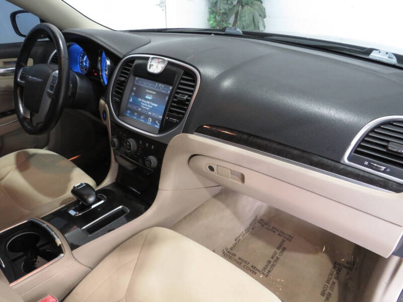 2012 Chrysler 300