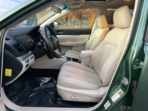 2010 Subaru Outback 2.5i Premium