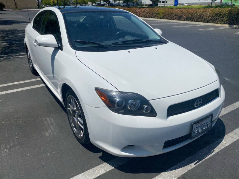 2009 Scion tC for sale at Fiesta Motors in Winnetka CA