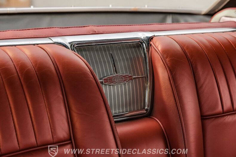 1961 Oldsmobile Starfire