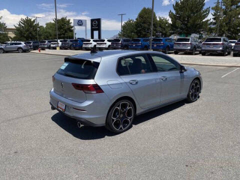 2025 Volkswagen Golf GTI Autobahn