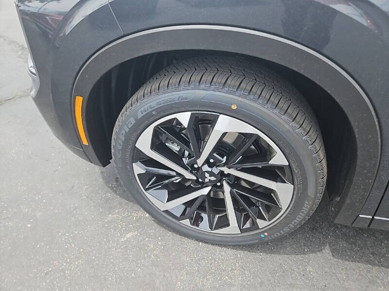 2025 Mitsubishi Outlander PHEV SEL