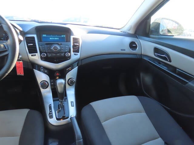 2014 Chevrolet Cruze for sale at Modern Automotive Group LLC in Lafayette, TN