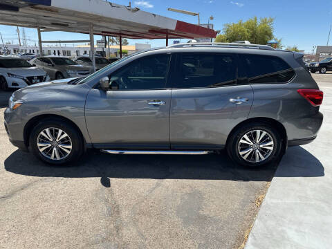 2020 Nissan Pathfinder SL
