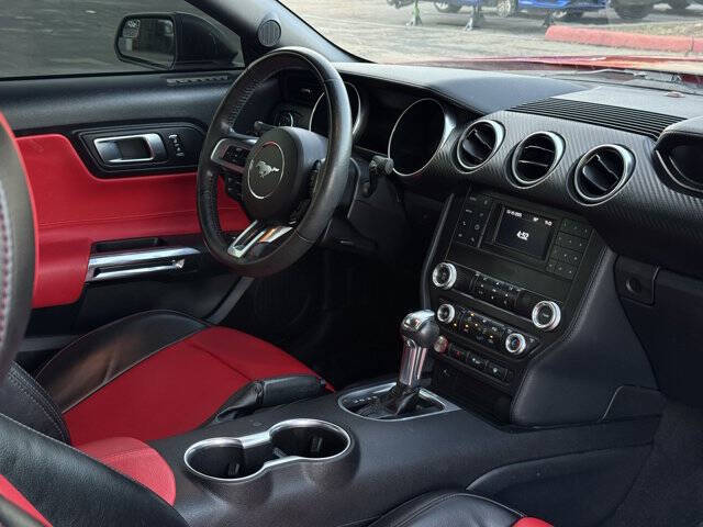 2020 Ford Mustang EcoBoost