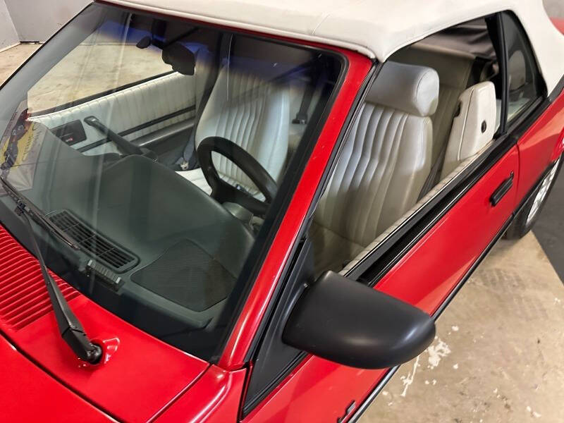 1991 Pontiac Sunbird LE