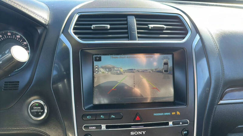 2017 Ford Explorer Platinum