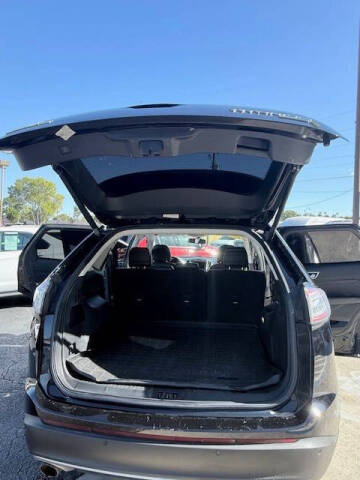 2017 Ford Edge Titanium