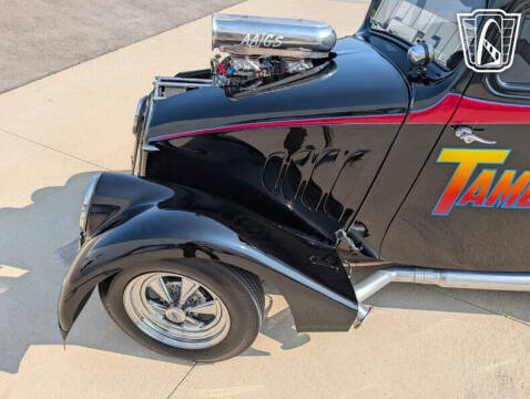 1933 Willys Coupe