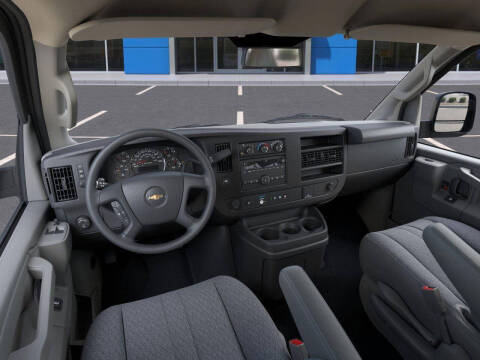 2025 Chevrolet Express 2500
