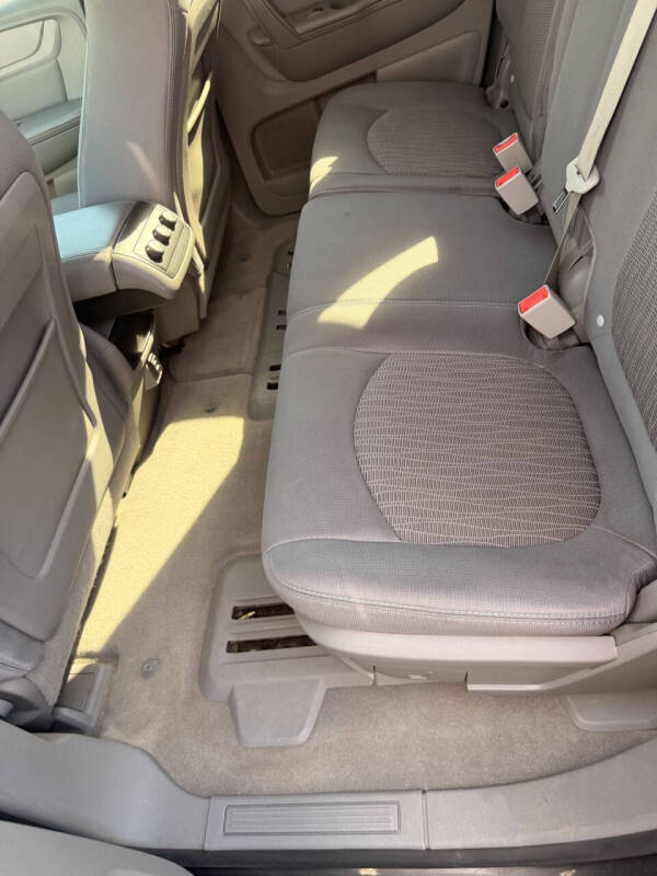 2016 Chevrolet Traverse LS