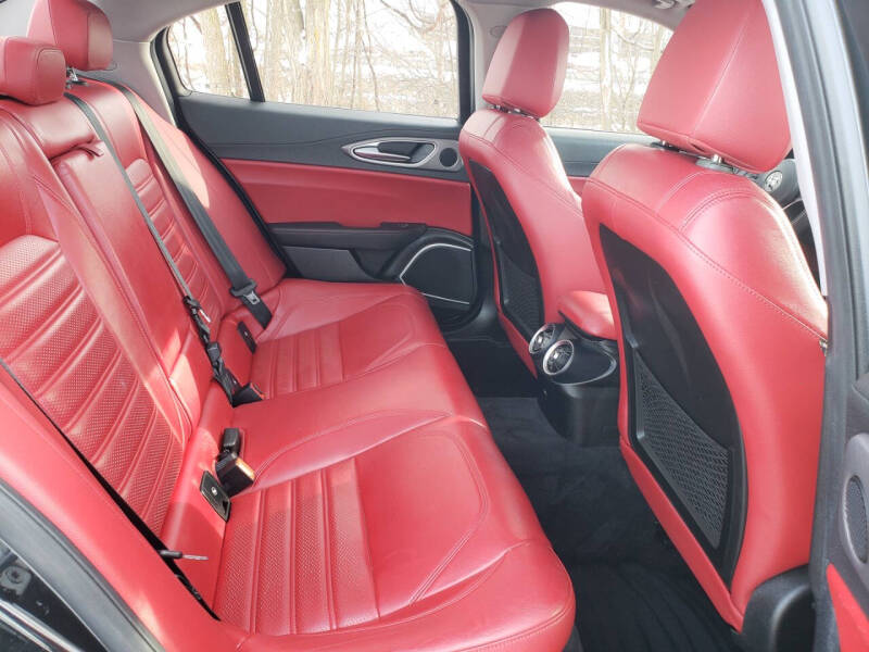 2017 Alfa Romeo Giulia Ti