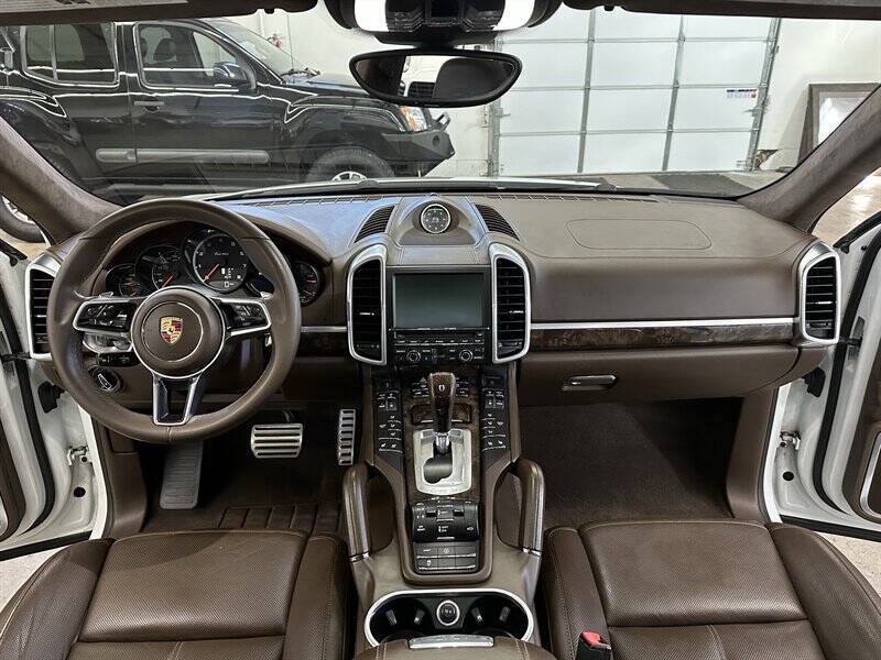 2015 Porsche Cayenne Turbo