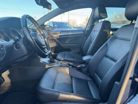 2017 Volkswagen Golf TSI Wolfsburg Edition