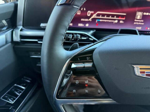 2025 Cadillac Escalade ESV Sport