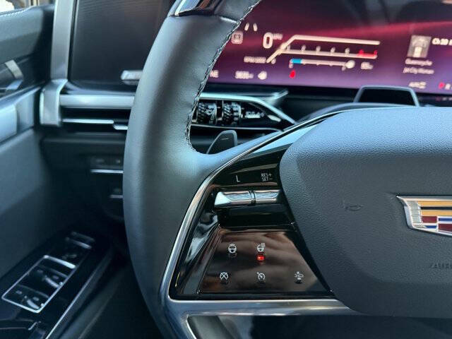 2025 Cadillac Escalade ESV Sport