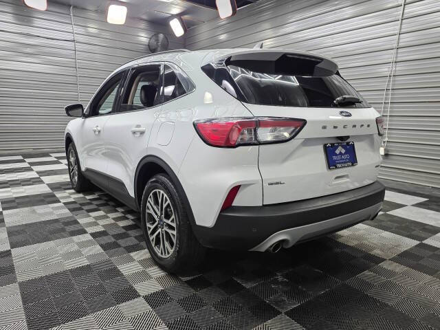 2020 Ford Escape SEL