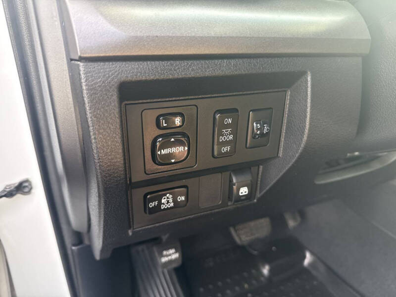 2014 Toyota Tundra SR5