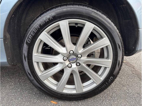 2017 Volvo XC60 T5 Inscription