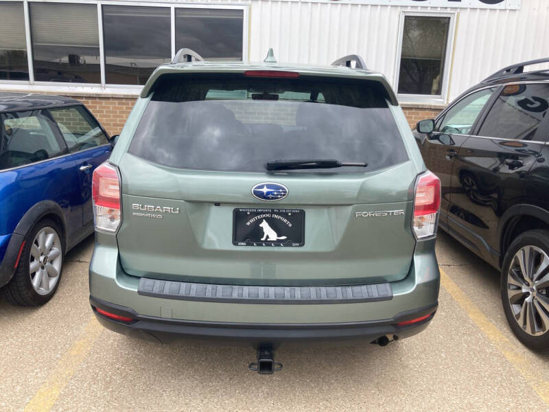 Image 6 of 2018 Subaru Forester 2.5i Premium