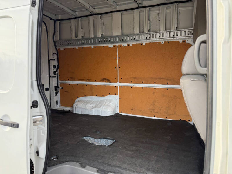 2019 Nissan NV 2500 HD SV