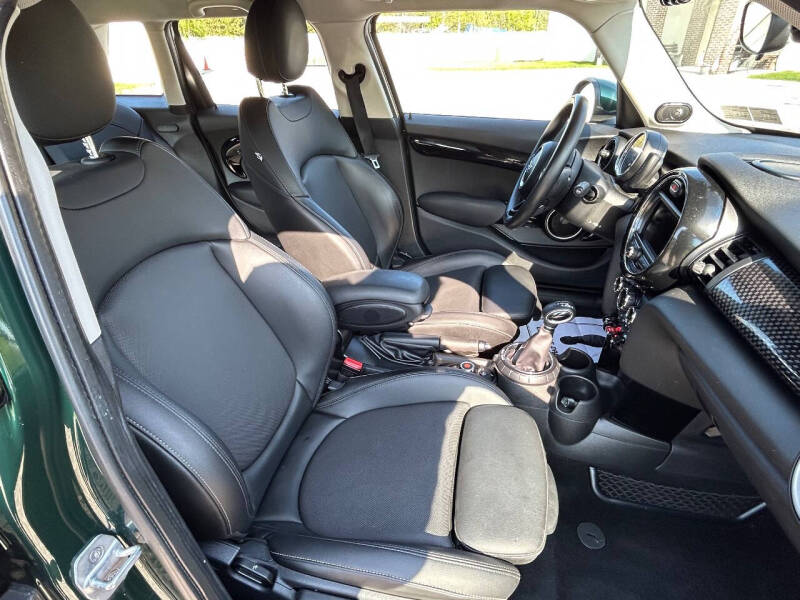 2015 MINI Hardtop 4 Door Cooper S