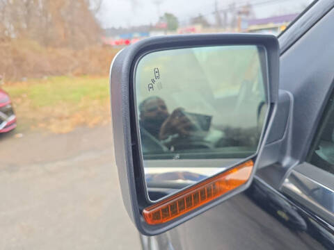 2017 Lincoln Navigator Select