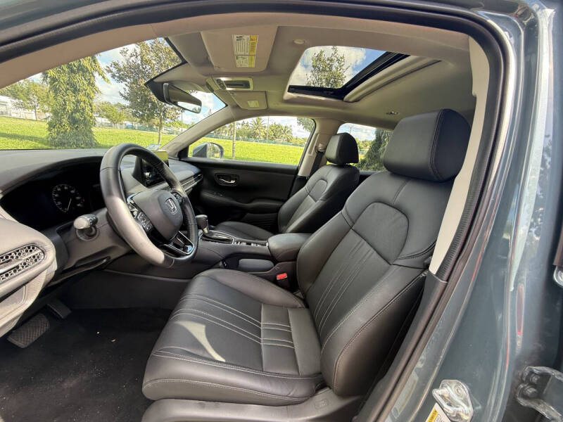 2025 Honda HR-V EX-L