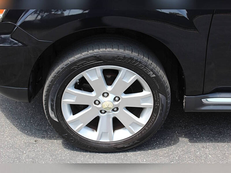 2010 Mitsubishi Outlander SE