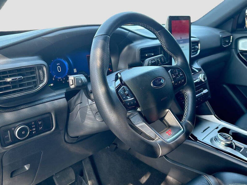 2024 Ford Explorer ST