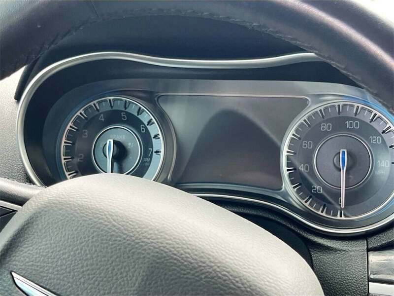 2021 Chrysler 300 Touring