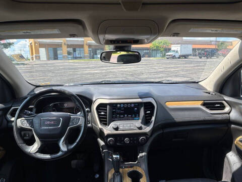 2017 GMC Acadia Denali