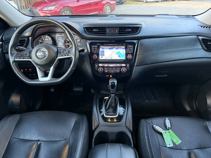 2017 Nissan Rogue Hybrid